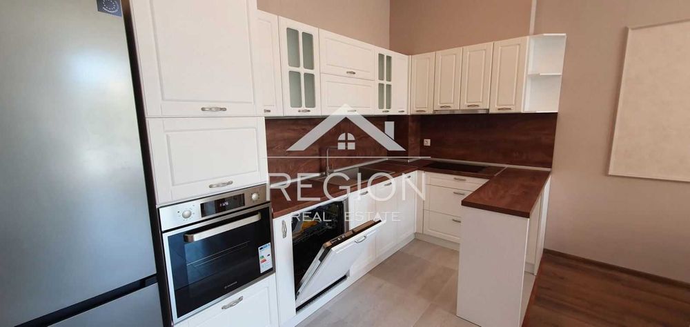 Дава се под наем Тристаен апартамент в Варна, Електрон - 85 кв.м за 648.21 € - Снимка #4