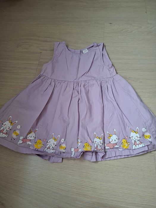 Rochita Paste / iepurasi fetite  3-4 ani (98 - 104 )