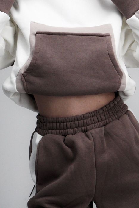 топъл спортен анцуг