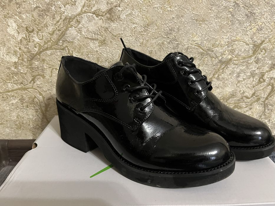 Ботинки женские.