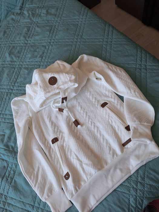 Дамски спортен суитшер S размер бял