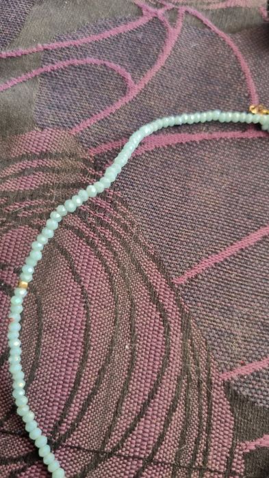 Нежно пролетно чокърче