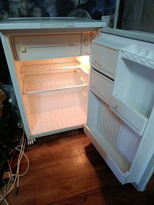 Продам холодильник