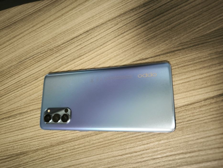 Vând Oppo reno 4 pro