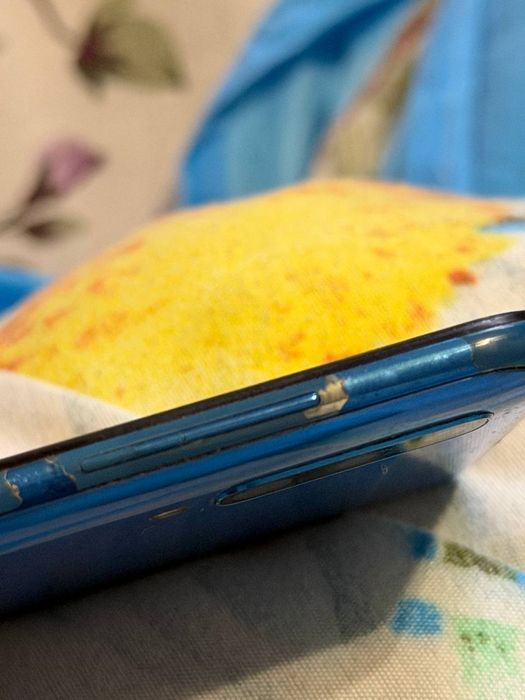 Продам Samsung A50