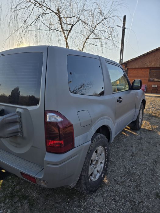 MITSUBISHI Pajero 2005 — imagine 4