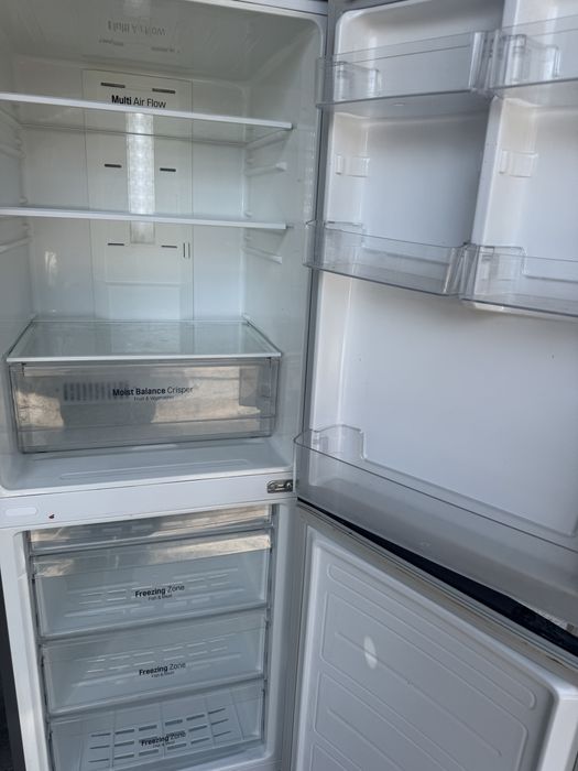 Продам холодильние LG рабочий