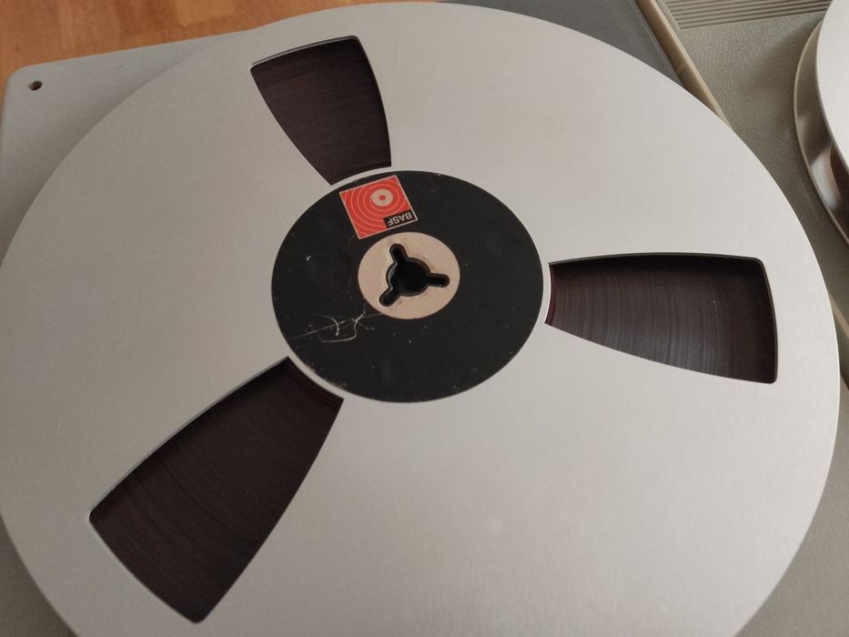 Benzi magnetofon. Role metalice de 18 cm pentru magnetofon