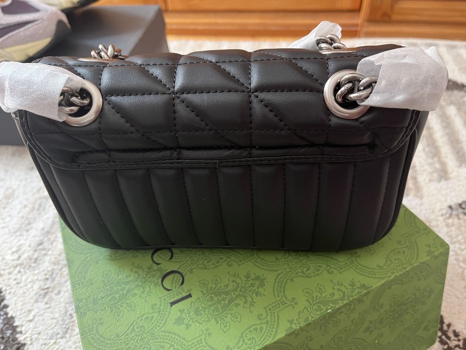 Черна кожена чанта Gucci