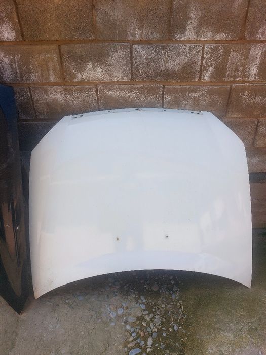 Капот на приору 21