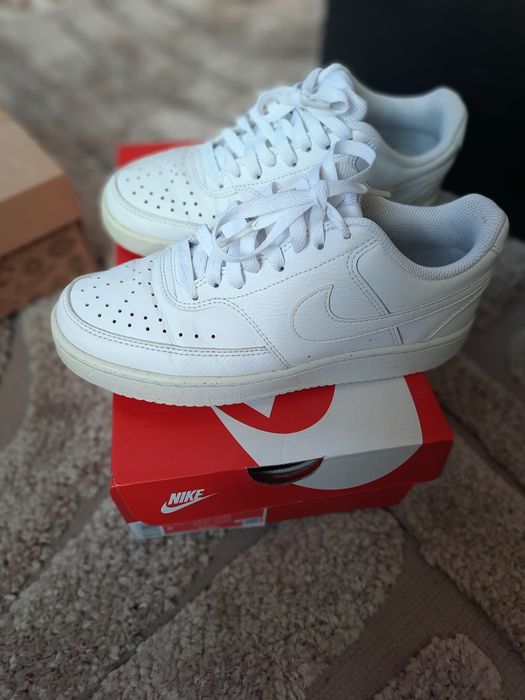 Дамски. Маратонки Nike