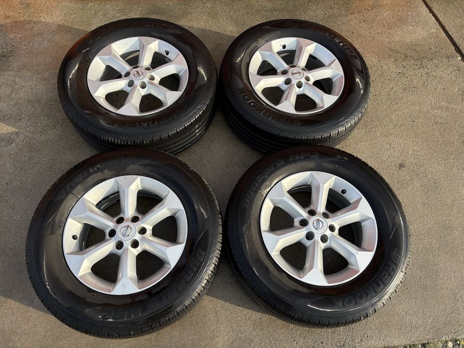 Джанти с гуми 255/65/17 за Нисан Навара/Патфайдер