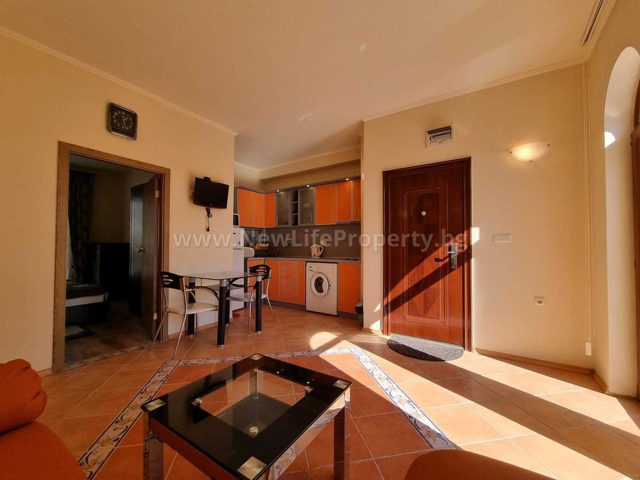 Продава се Двустаен апартамент в к.к. Елените - 56 кв.м за 1411 €/кв.м - Снимка #2