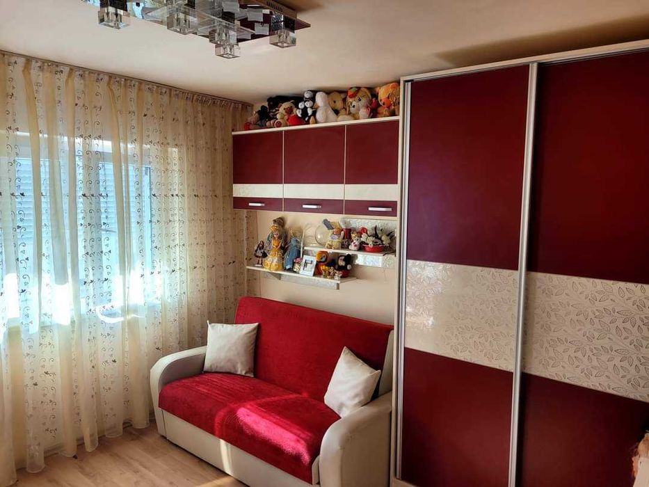 Apartament 2 camere ultracentral Brad, mobilat plata in RATE