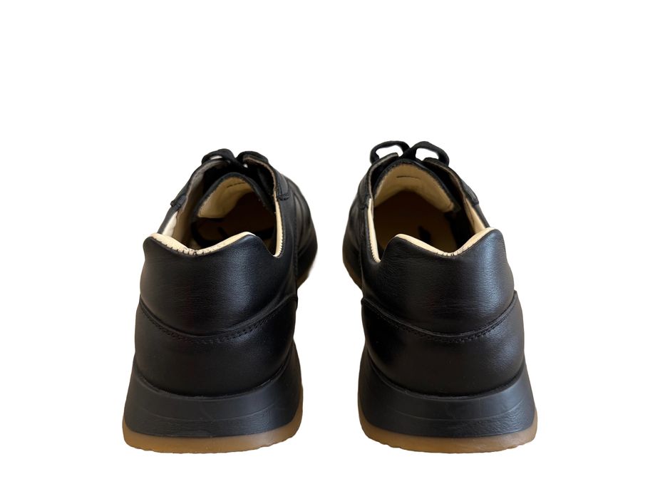 Мужские кроссовки