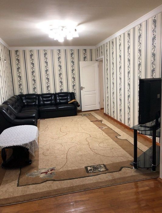 Продаётся 3х комнатная на Садык Азимова