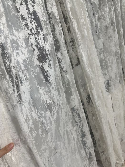 Шторы и тлюль с карнизом