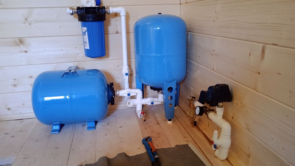 Хар хил турдаги сув насослари урнатамиз ва тамирлаймиз