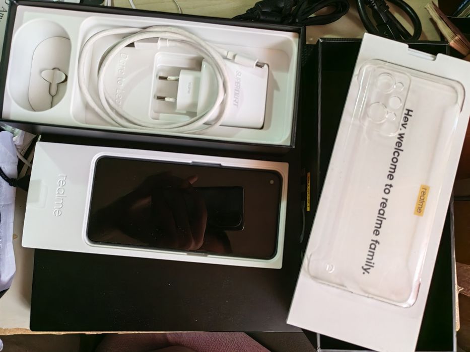 Realme gt neo 2 cu accesorii