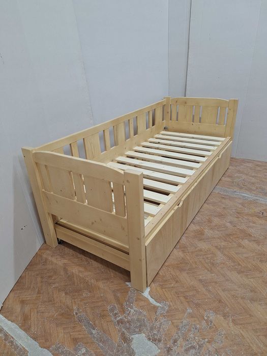 TRANSPORT GRATUIT.Pat extensibil din lemn masiv.Cod 126