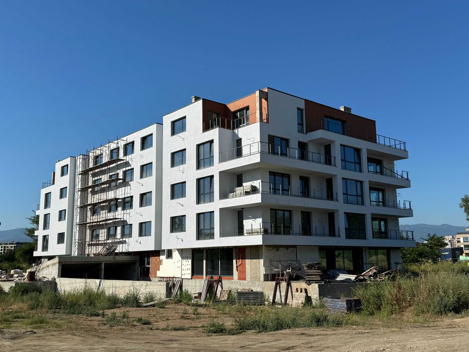 Продава се Двустаен апартамент в Пловдив, Христо Смирненски - 68 кв.м за 2184 €/кв.м - Снимка #1