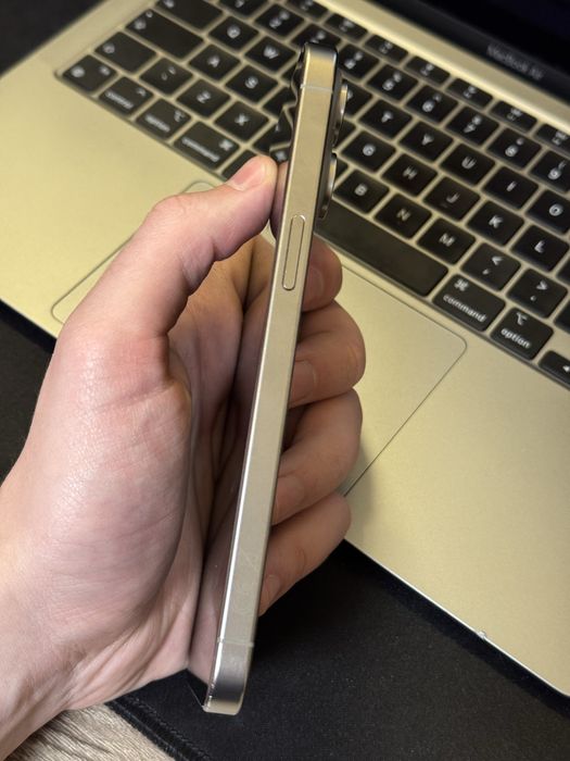 iPhone 15 Pro Max Natural Titanium 256Gb