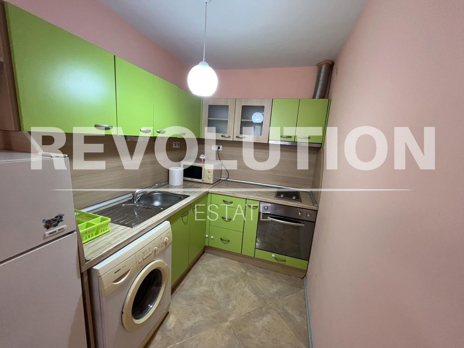 Дава се под наем Двустаен апартамент в Варна, Център - 60 кв.м за 400 € - Снимка #1