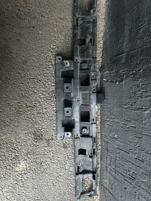 Продам решетку на лексус 570