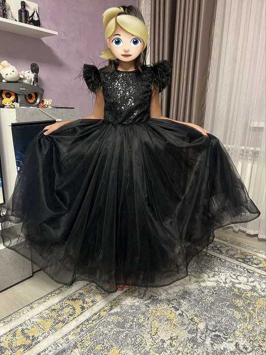 Платье на 8-9 лет