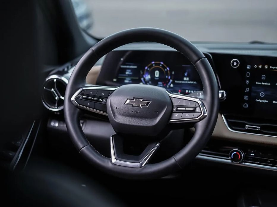 Chevrolet Equinox 15T Active Gibrid Сотилади