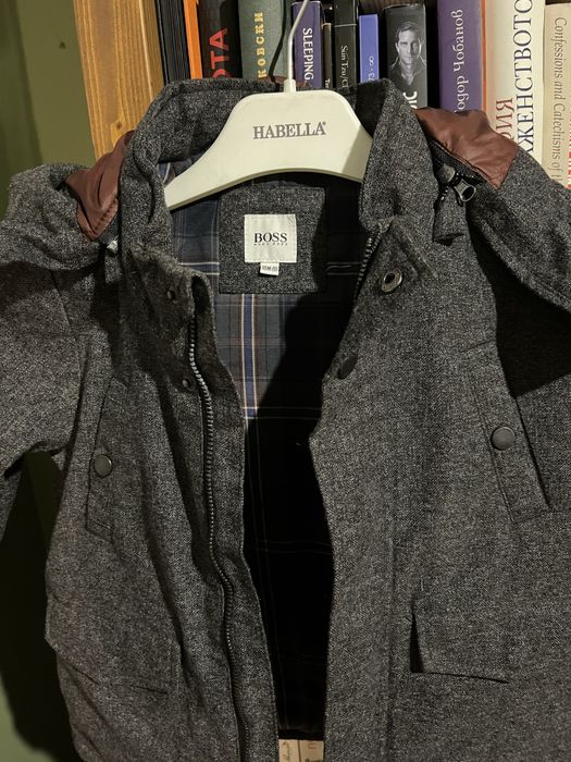 Палто, яке Hugo Boss, 18 месеца