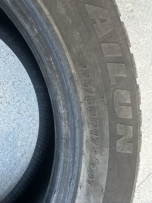 Sailun Ice Blazer Arctic SUV 225/60/R17