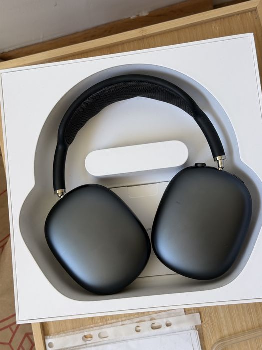 Apple AirPods Max ( с гаранция )