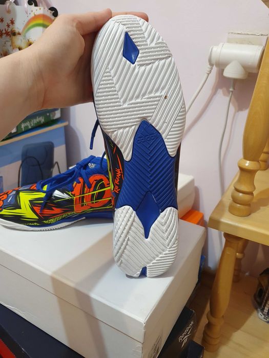 Adidas limited edition маратонки 43 номер нови