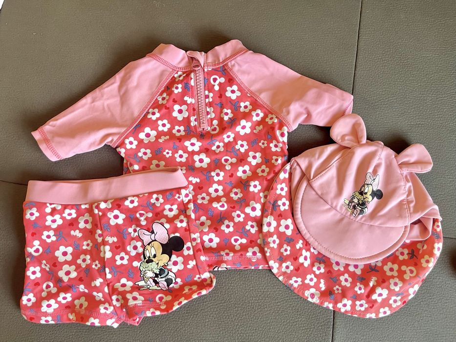 Лот бански за бебе момиче 9-12м