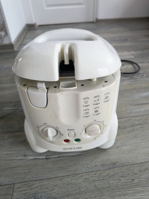 Friptoza electrica la 220.destinata pentru  cartofi prăjiți etc