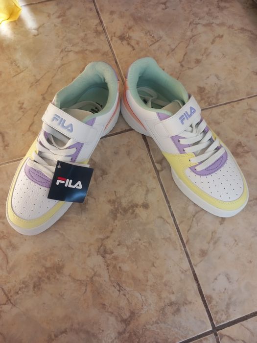 Adidasi FILA NOI