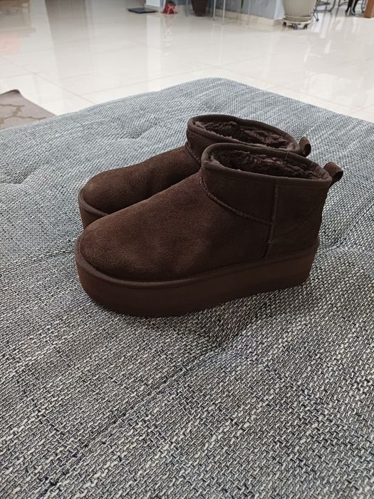 Ugg uri maro mărimea 41