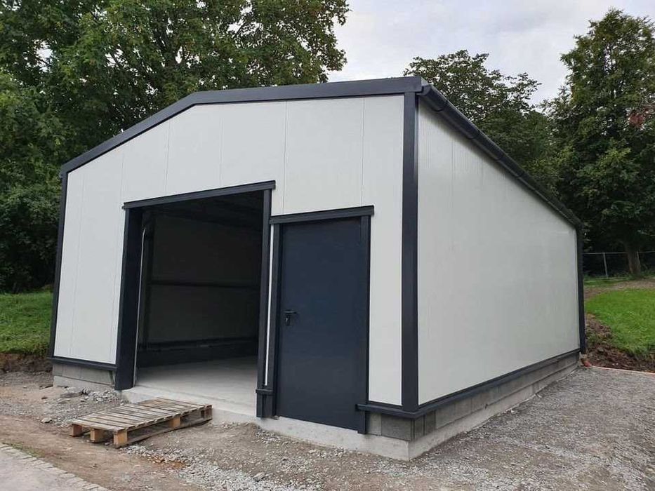 Casa modulara, garaje auto, containere din structura metalica si panou sandwich termoizolant