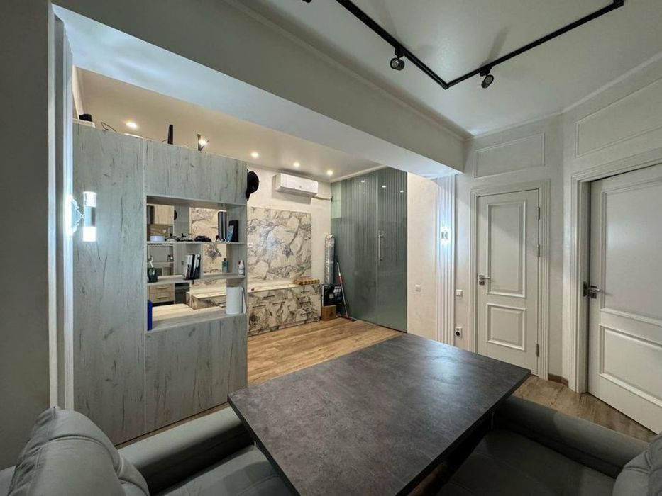 Срочно! Продажа. 3/6/8. ЖК. Аристократ