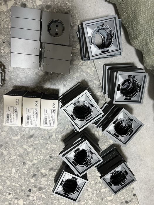 TOT выключатели, рамки и розетка