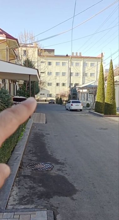 Продам 3 сотки около метро Новза