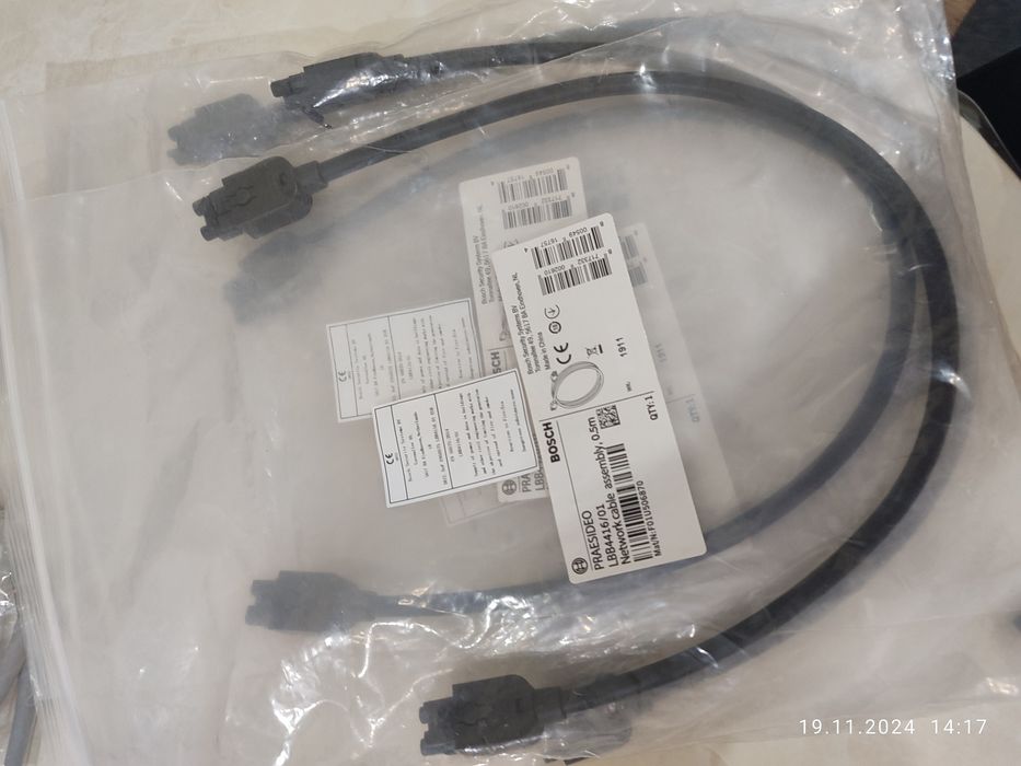 Системный волоконно-оптический кабель с разъемами, 0.5 м