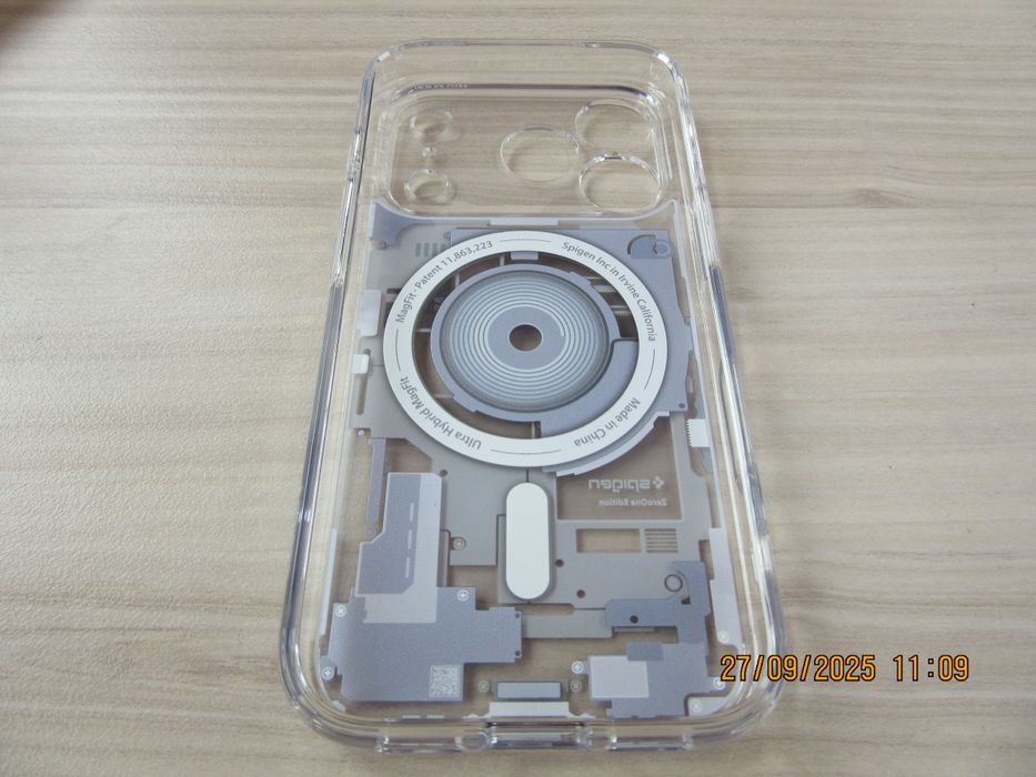 Apple iPhone 17 Pro/Max/Air/ SPIGEN Ultra Hybrid Zero One MagSafe кейс