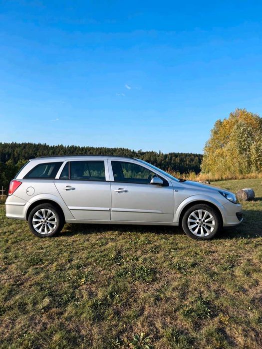 Carlig Remorcare WESTFALIA cu Priza si Instalatie Completa Original | Opel Astra H Caravan Kombi Break A04 | Piese Modul Calculator Bara Cablu CANBUS