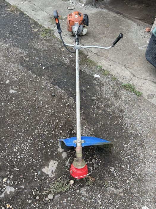 Motocoasa Ruris DAC 310