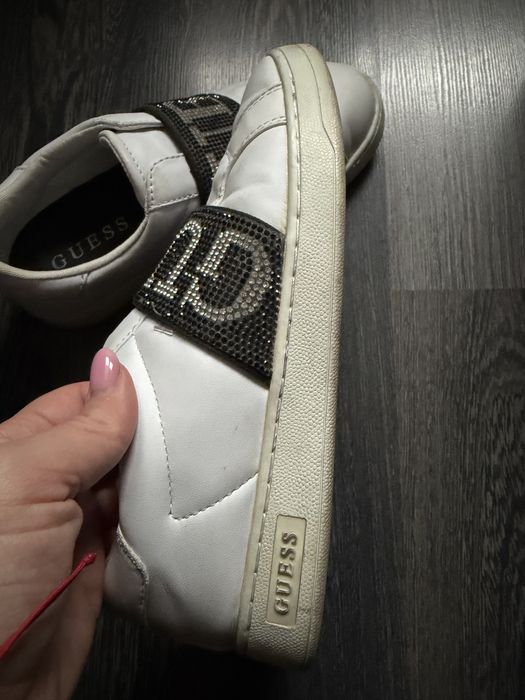 Дамски кецове Guess