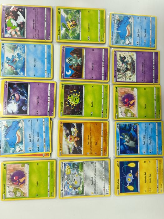 Colecție Pokemon ediția 2022