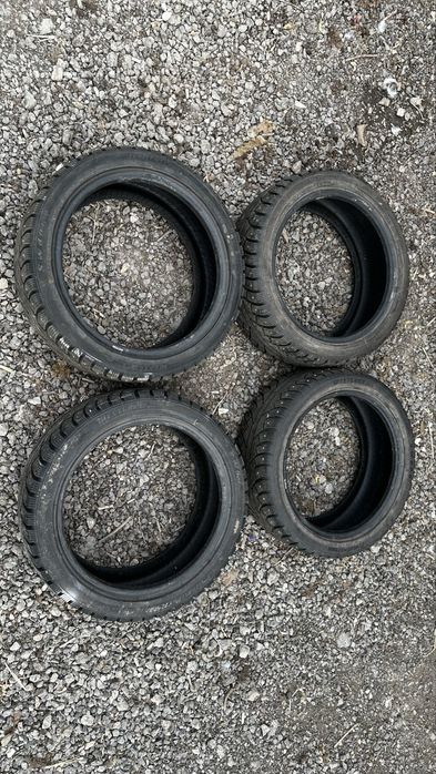 Резина зимняя 215/45 R17