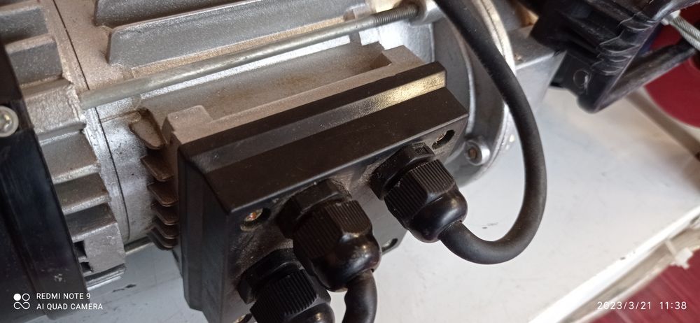 Лебедка "Budget"2504